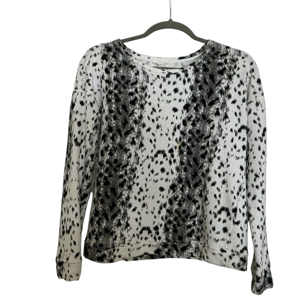 Black and White Leopard Patterned Sweatshirt